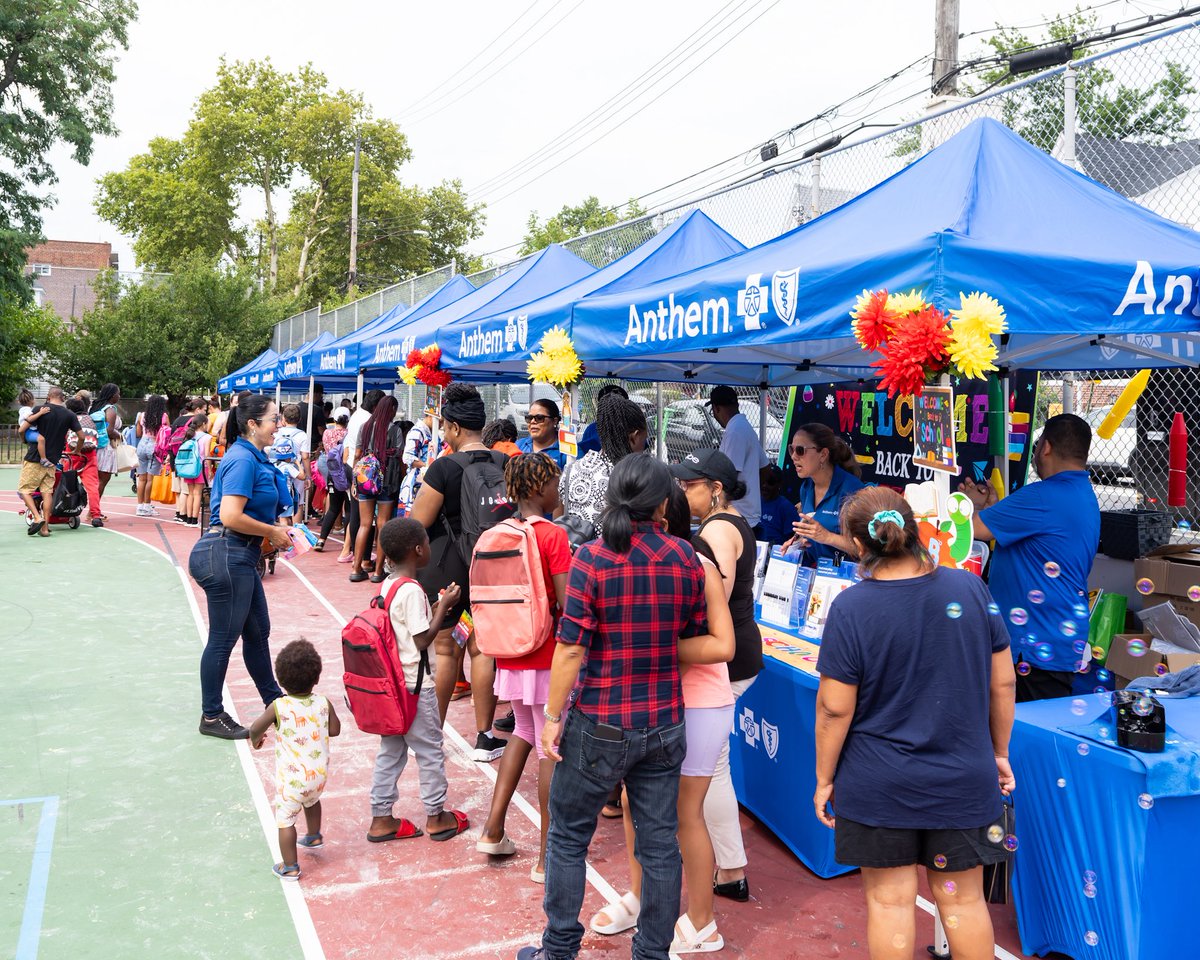 BPGibson2025's tweet photo. It’s a blessing to be a blessing to others.
This week, #TeamGibson joined Anthem Blue Cross Blue Shield, Sharing Excess, Bronx EOC and S.I.C. Film School to host our Annual Back to School Health and Literacy Fair in #CSD11.
📚Families received 400 bookbags, 300 school supply kits, and fresh produce, while enjoying free haircuts, games, the NYPD gaming truck, a rock wall, and an interactive Mobile Media Room.
📚This event is part of our commitment to supporting our Bronx families during a time when the cost of basic necessities continues to rise, ensuring every scholar is prepared to learn and thrive this school year.
📚Special thanks to our partners and volunteers for helping us create a safe, fun, and resource-filled day for our youth!
Be on the lookout for more Back to School Events, Literacy Fairs and opportunities to prepare our students and families for the school season.
📓📓✏️✏️🖍️🖍️