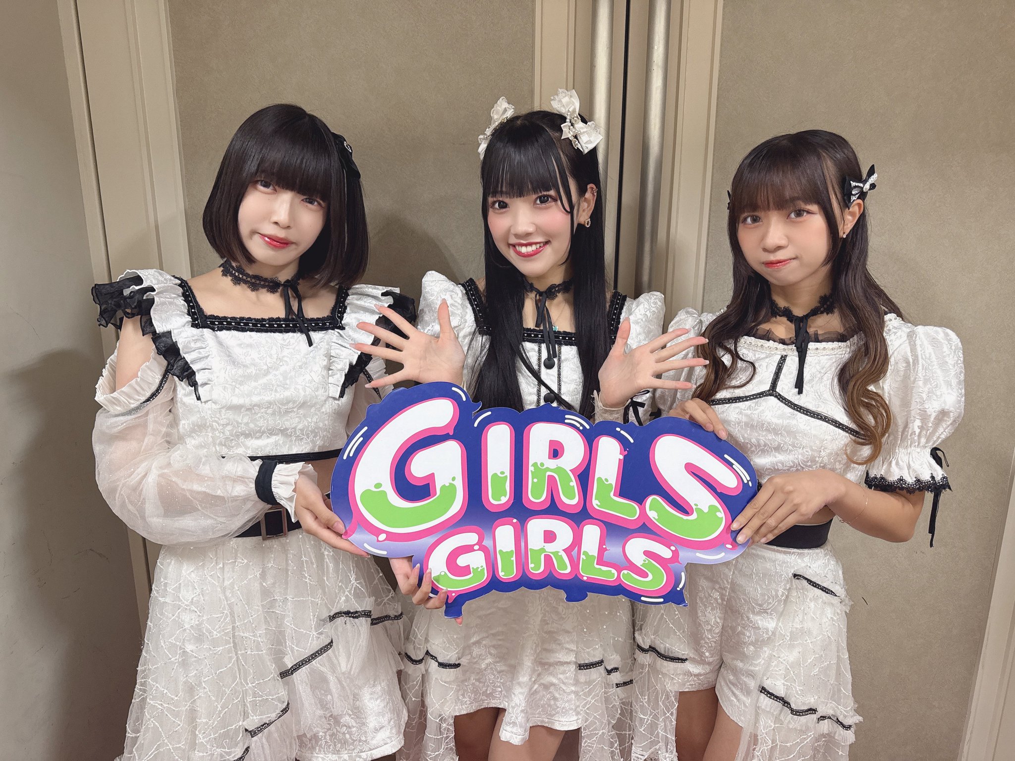 Tokyo Girl Mini scroll/ 東京ガールミニスクロール Tokyo Girl Mini scroll/ 東京ガールミニスクロール Tokyo Girl