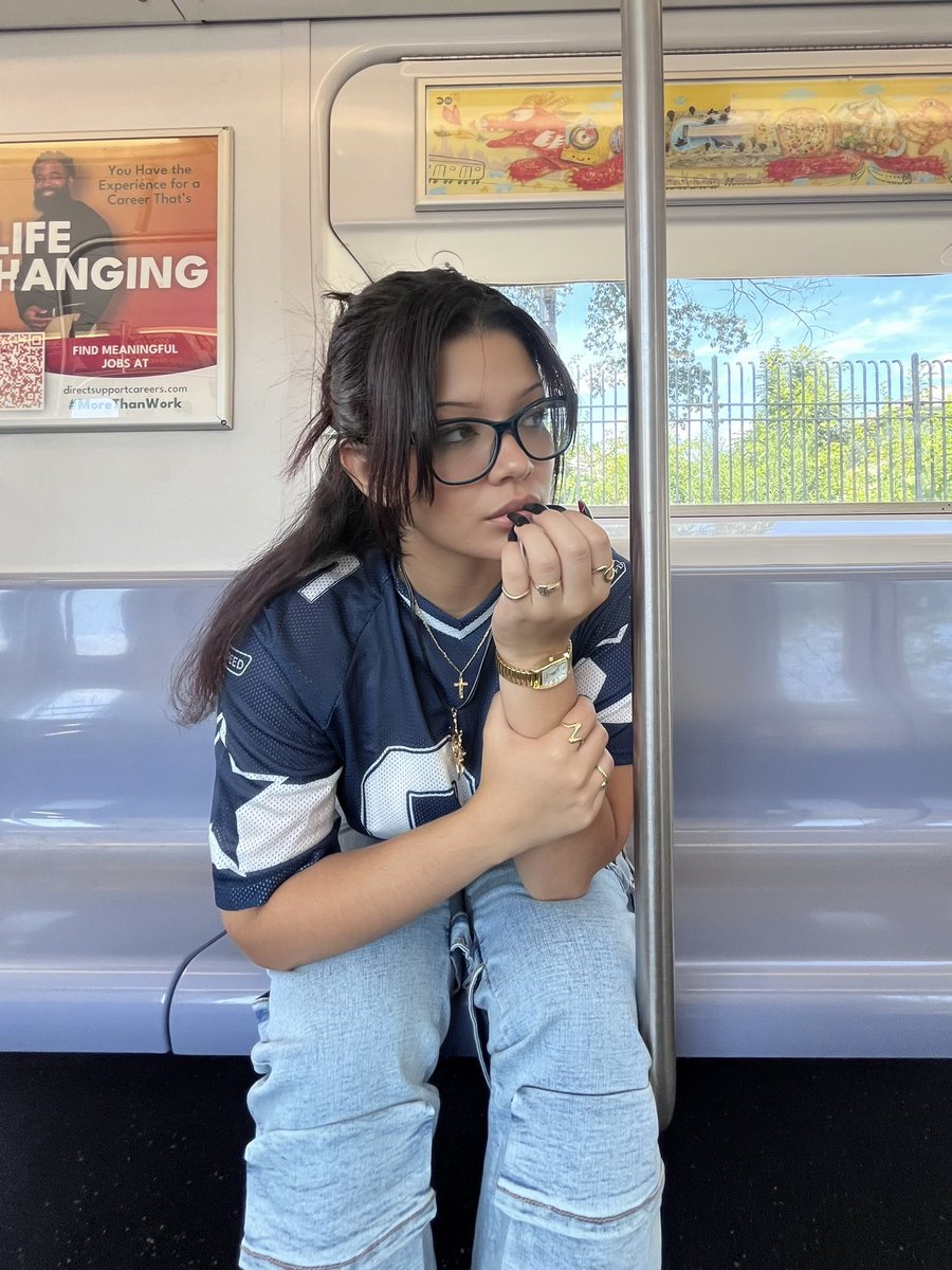 rose ✭ saint tweet media