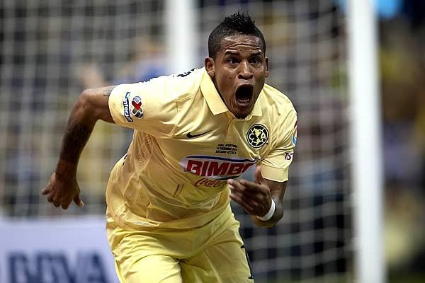 renacova's tweet photo. Dale RT a este Micky Arroyo de la suerte para que mañana el Ame le gane a Tigres 🦅 https://t.co/xQTtPVask5