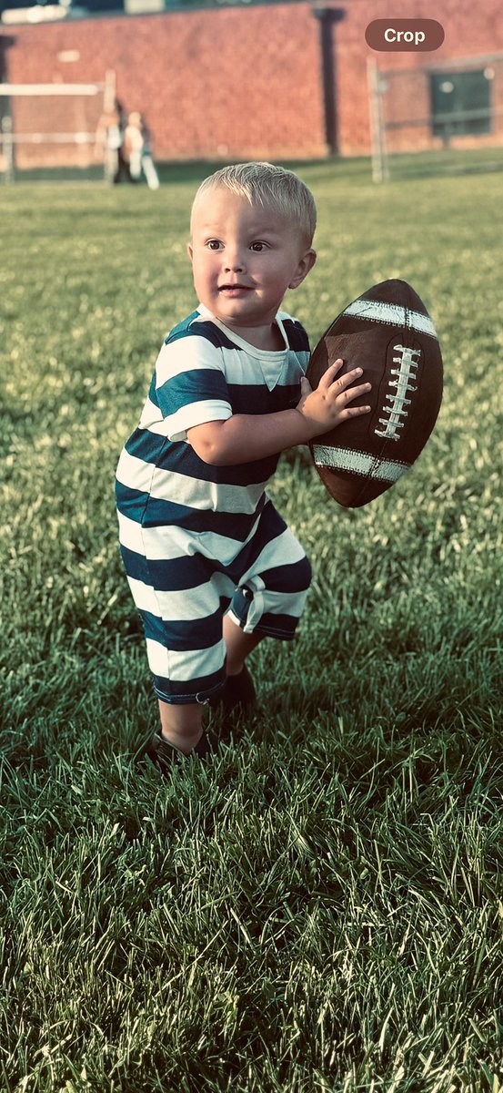 CoachRobGW's tweet image. My boy is going to be a baller #blessed #mitt