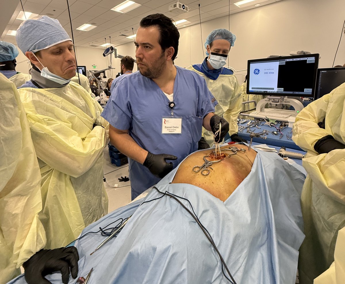 BasselDiebo's tweet photo. ISSG Annual Meeting 2025.

Teaching future spine surgeons my techniques and surgical planning for a successful spinal reconstruction.

Always fun! https://t.co/p7J8H90Zna