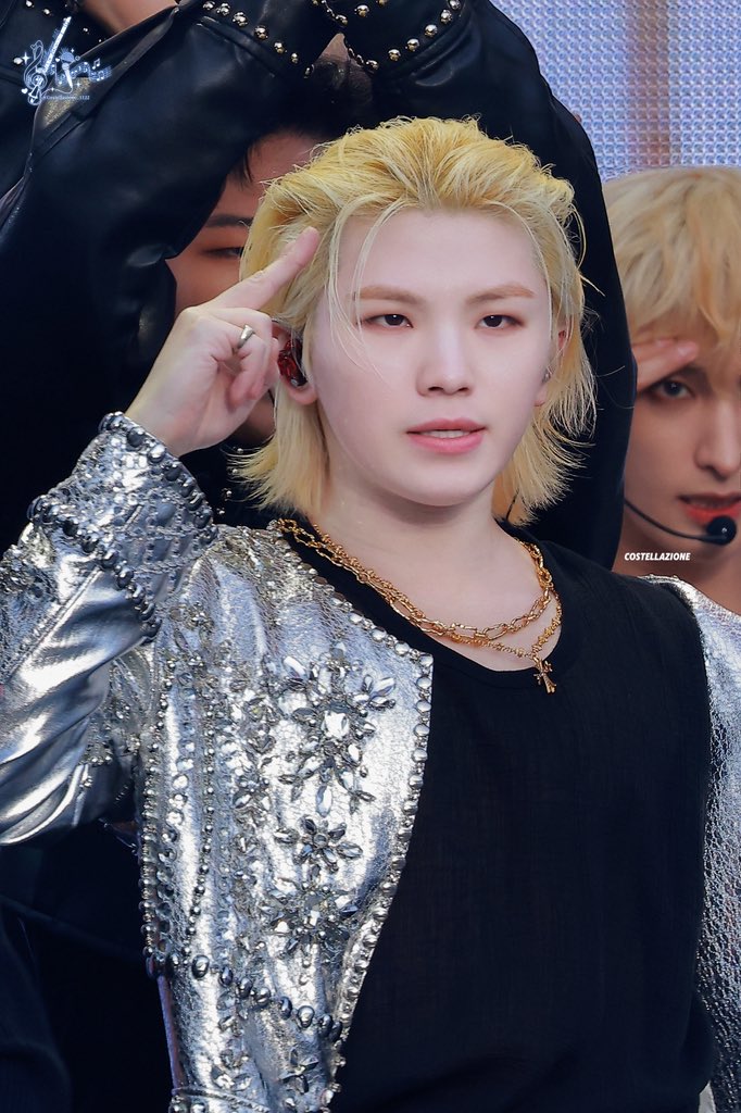 Costellazione_1122woozi tweet media