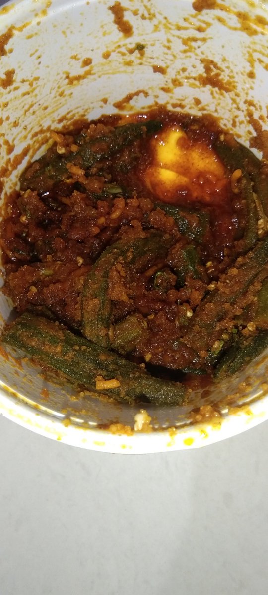 ashwinchavda29's tweet photo. @Swiggy @SwiggyCares ऑर्डर किया मसाला भिंडी और आई कच्ची भिंडी 😡🤬 कच्ची भिंडी खाने के बाद तीन लोगों को पेट में दर्द हो रहा है अब मैं हॉस्पिटल जाऊ या फूड सेफ्टी डिपार्टमेंट केस करने? ये रेस्टोरेंट वाला कभी नहीं सुधार सकता, https://t.co/FJEzug7HFm