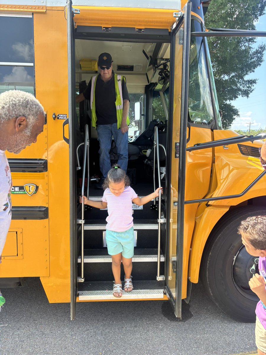 Westside Elementary School tweet media