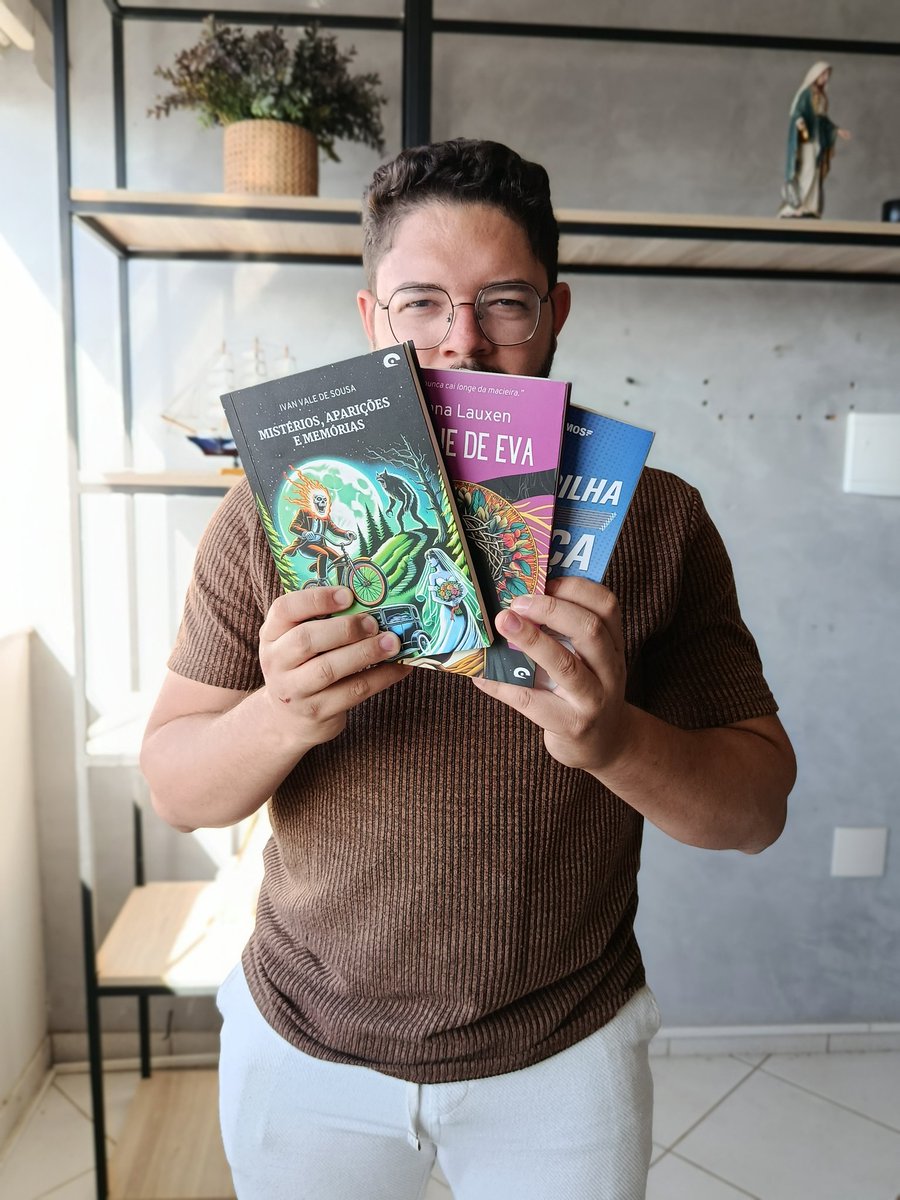 RaikTavares's tweet photo. Livros que trabalhei na sua concepção. 

#livronacional https://t.co/D942LrqnfE