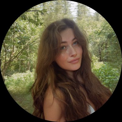 whitnizzl's tweet photo. #NewProfilePic https://t.co/VwJfIXBynE