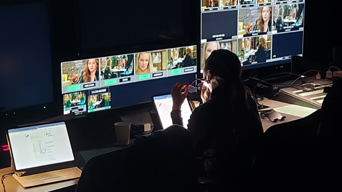 ErrolLewis's tweet image. As @XavierToups works on the Soap Opera Ratings Report (including dailies) for 8/4-8/8/25, I have a fun fact: 

The Elizabeth Hendrickson-directed episode (Tuesday, August 5) was the highest-rated individual episode among key demos.

Congrats, Elizabeth! #YoungandRestless #YR