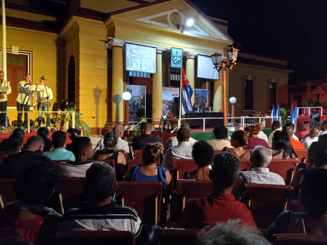 Hoy celebramos el 514 aniversario de #Baracoa, primera villa fundada en #Cuba, bajo el nombre de Nuestra Señora de la Asunción de Baracoa. 
Felicidades a todos los que cuidan con esmero a la Primera Villa Cubana.
#514AniversrioBaracoa
#Guantánamo