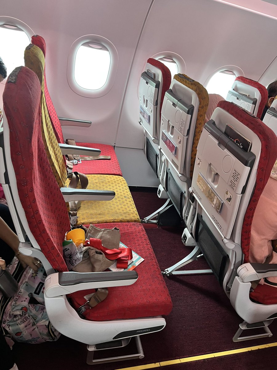nitin16694's tweet photo. @AirIndiaX @AirIndiaX @airindia I asked for window seat they said it’s chargeable and it’s a heavy loaded flight. PFA the photos of heavy loaded flight. Thanks for spoiling our first trip after marriage. https://t.co/PibHF2exvO