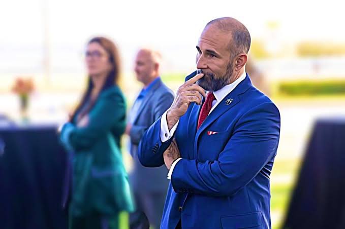 Greenspan’s Wager tweet media