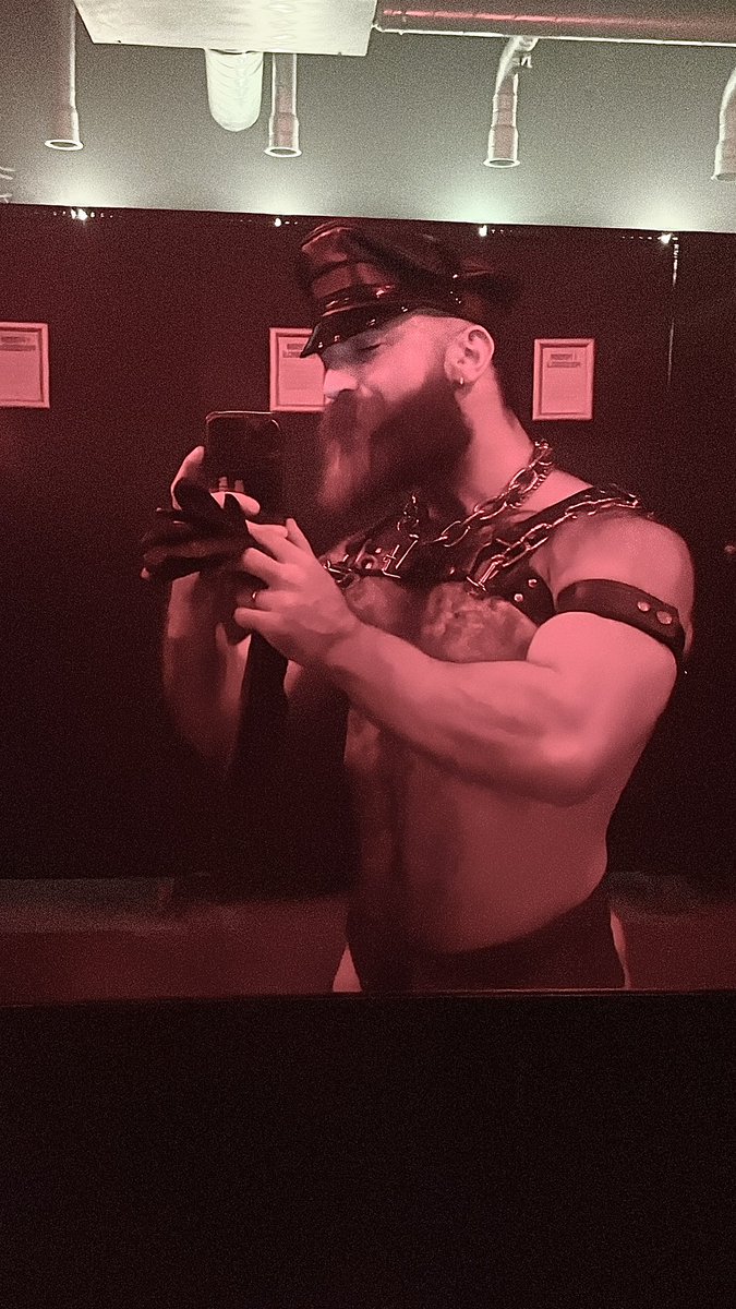Hairyaquarius tweet media