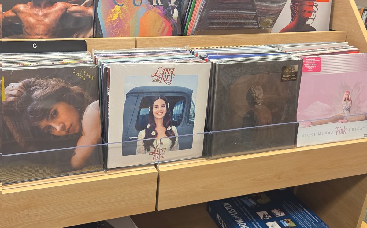 oh someone was feeling messyyyy