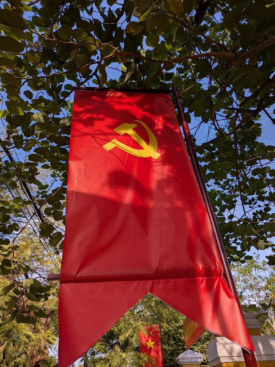 このマーク見るとげんなりしてくるな、おい