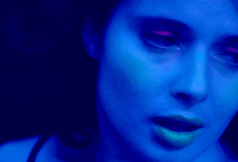 choppingwoodpod's tweet photo. David Lynch's women in trouble https://t.co/iS7naIdrNh