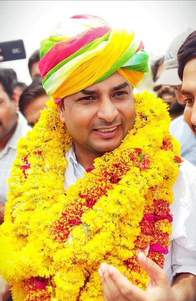 KC_Maher's tweet photo. #भ्रष्ट सिस्टम से लड़ने वाले हम सब के वीर क्रांतिकारी भगत सिंह Naresh Meena जी को  जन्मदिन की बहुत-बहुत बधाई एवं शुभकामनाएं ।
#इंकलाब #जिंदाबाद
#HappyBirthdayNareshMeena
@NareshMeena__ https://t.co/8JcI9T12Bi