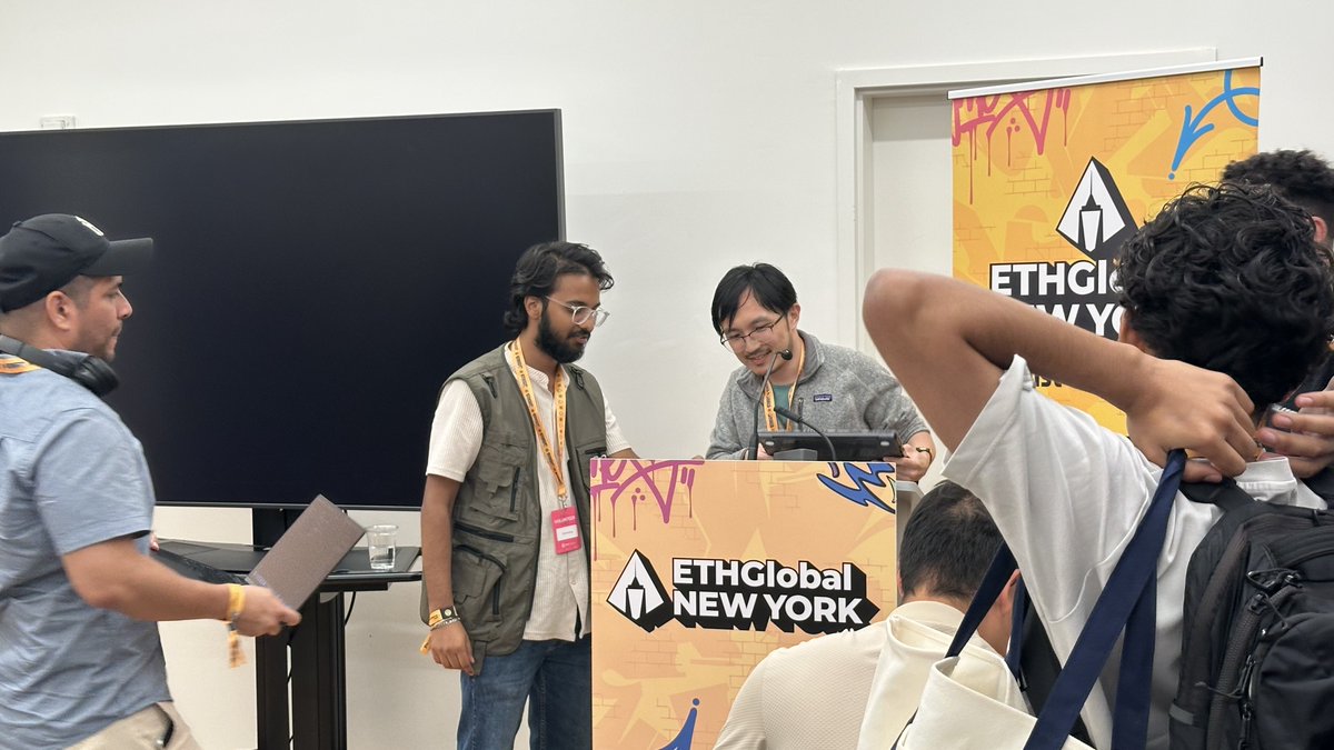 mynoraai's tweet photo. What’s the first thing YOU would build if you had Nora this weekend? 💡
At our #ETHGlobalNYC workshop, hackers tested it live — idea → contract → deploy.
Now they’re ready to sprint into the hackathon @ETHGlobal !
#ETHGlobal #BuildWithNora https://t.co/nYbVN2br1k