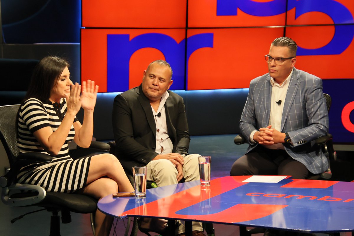 verisimorocha's tweet photo. ¿Porqué no respetamos los espacios azules?
De eso en Cambios este sábado 16 de agosto de 2025 a las 9 AM
VÍa #Canal6 #Multimedios #RegiónLaguna #Coahuila #Durango #PrimeroPersona #DDHH https://t.co/pCYXhZkXyT