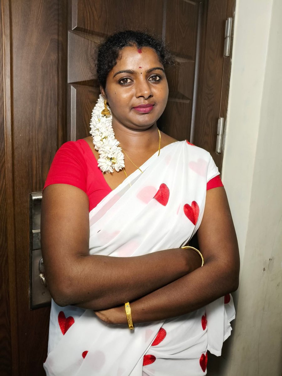 Anitha45768906's tweet photo. பணம், கார், சொகுசு வாழ்க்கை முக்கியமில்லீங்க. வாழ்க்கையில் நிம்மதியா இருக்கோமாங்கிறது தான் முக்கியம் -இனிய காலை வணக்கம் நண்பர்களே https://t.co/p5Ybv2hxVV