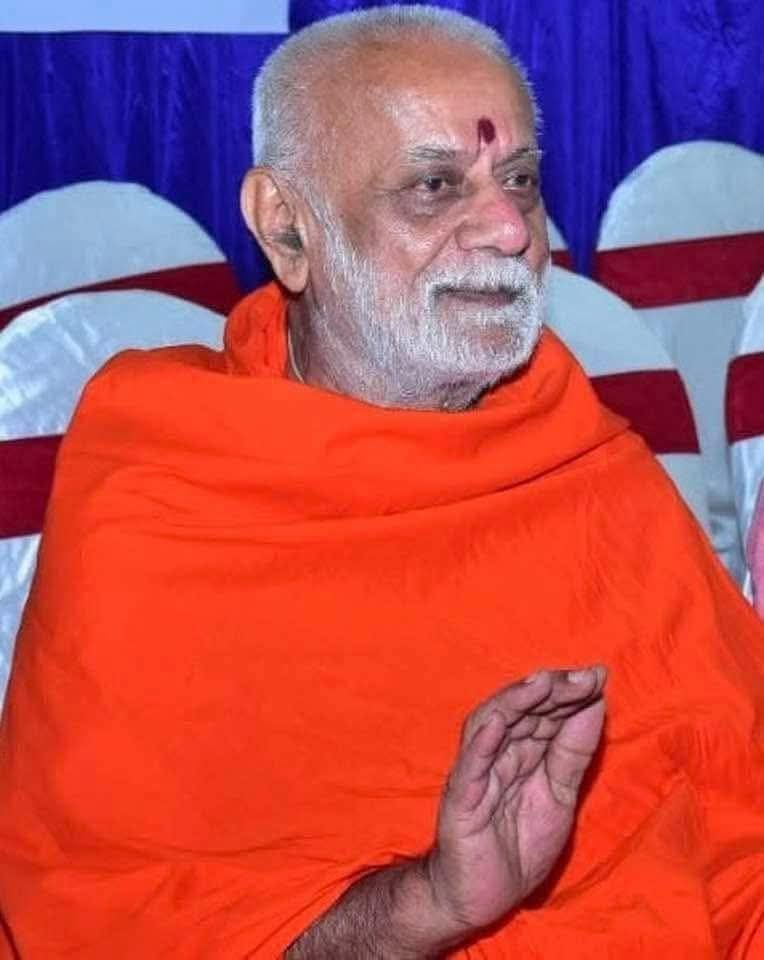ಕೆಂಗೇರಿ ವಿಶ್ವ ಒಕ್ಕಲಿಗರ ಮಹಾಸಂಸ್ಥಾನ ಮಠದ ಪೀಠಾಧ್ಯಕ್ಷರಾದ ಪರಮಪೂಜ್ಯ ಶ್ರೀ ಶ್ರೀ ಶ್ರೀ ಕುಮಾರ ಚಂದ್ರಶೇಖರನಾಥ ಮಹಾಸ್ವಾಮೀಜಿರವರು ಭೈರವೈಕ್ಯರಾಗಿದ್ದಾರೆ.

ಶ್ರೀ ಮಠದ ಸ್ಥಾಪನೆ ಮಾಡಿ ಶಿಕ್ಷಣ, ಆಧ್ಯಾತ್ಮಿಕ ಕ್ಷೇತ್ರಕ್ಕೆ ಅಪಾರ ಕೊಡುಗೆ ನೀಡಿದ ಶ್ರೀ ಚಂದ್ರಶೇಖರನಾಥ ಮಹಾ ಸ್ವಾಮೀಜಿರವರಿಗೆ ಭಾವಪೂರ್ಣ ಶ್ರದ್ಧಾಂಜಲಿ 🙏

ಓಂ ಶಾಂತಿಃ 🙏