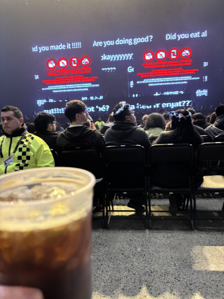 Fui a ver a Ado mientras me alcoholizaba, soy un hombre feliz (la foto es de antes de que salga)