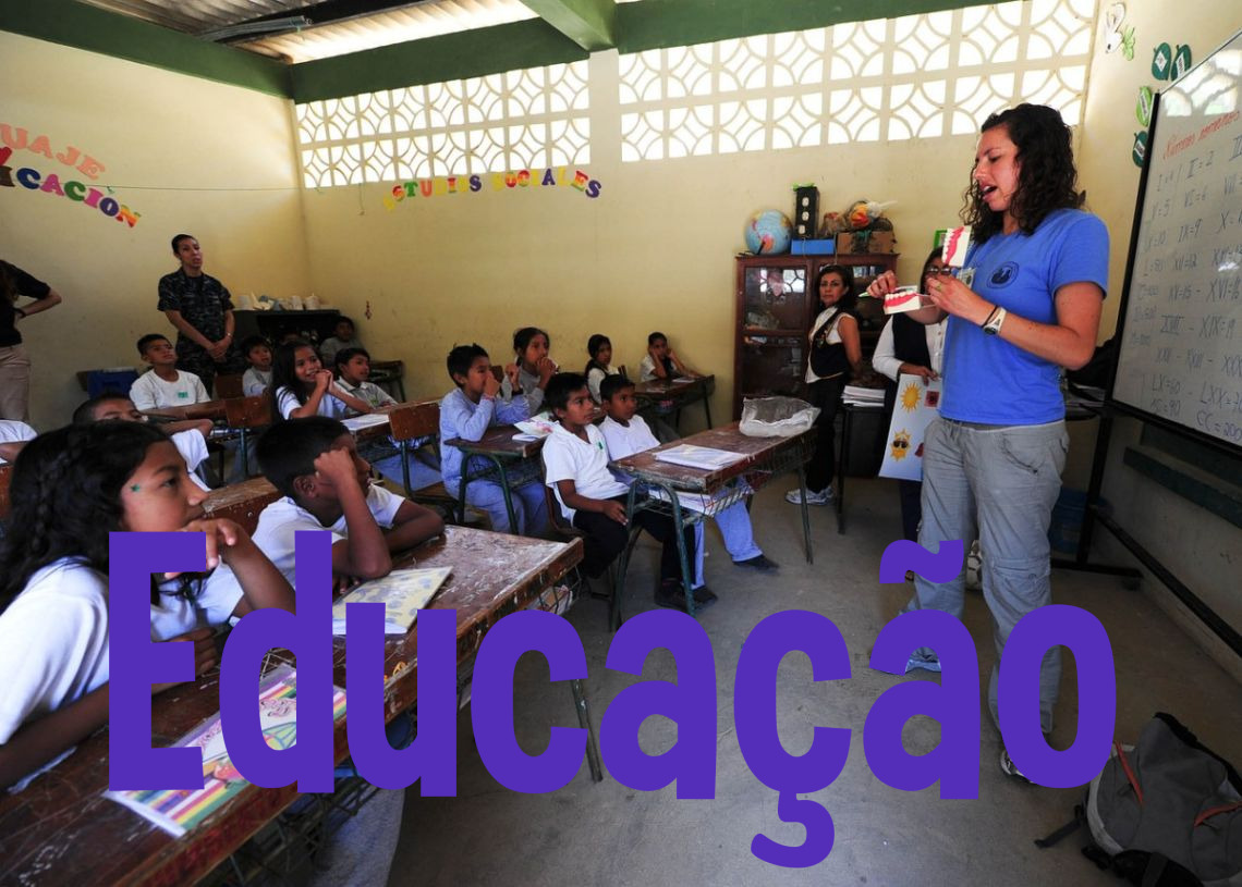RaphaoWerneck's tweet photo. BD Amigas e Amigos do X !!
Em:
https://t.co/gMJznNhWki
temos o artigo postado hoje na Seção Educação
A questão da intencionalidade da tecnologia na Educação?
de autoria do Professor Lucio Panza
Boa leitura a todos!! https://t.co/PyLXXn2a0M
