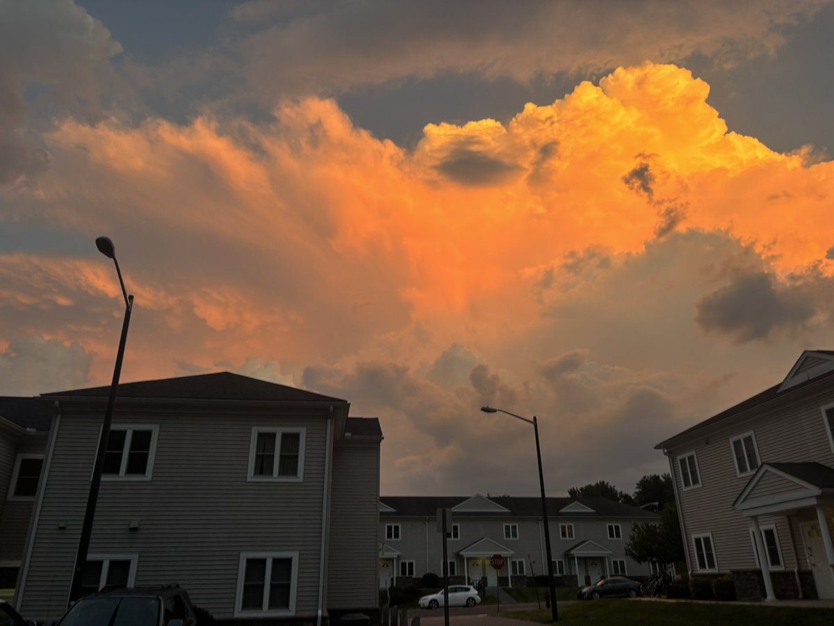 Adam Moore (@adammoorewx) on Twitter photo Beautiful view this evening of a storm south of Millersville, PA with a towering cumulonimbus and the sunset to the west casting its light on it. Absolutely stunning! #pawx #weather <a href="/hbwx/">Howard Bernstein</a> <a href="/DanielJohnsonWx/">Daniel Johnson - VDEM 🚨</a> <a href="/MUweather/">MU Weather Center</a> Beautiful view this evening of a storm south of Millersville, PA with a towering cumulonimbus and the sunset to the west casting its light on it. Absolutely stunning! #pawx #weather <a href="/hbwx/">Howard Bernstein</a> <a href="/DanielJohnsonWx/">Daniel Johnson - VDEM 🚨</a> <a href="/MUweather/">MU Weather Center</a>
