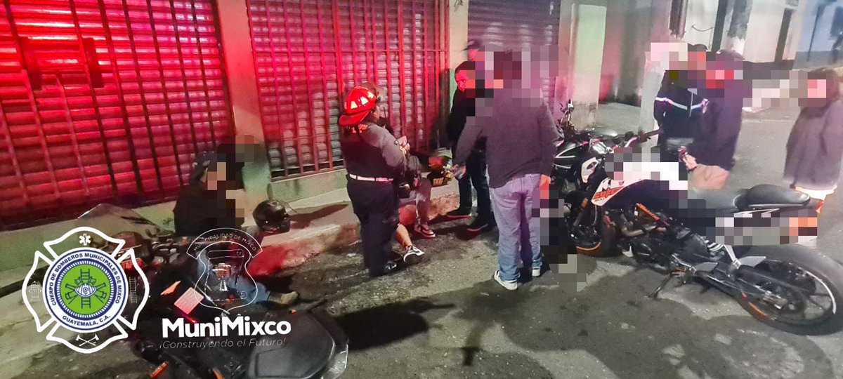 BOMBEROS MUNICIPALES DE MIXCO (@bomberosm_mixco) on Twitter photo #INFORMACION2025| 🇬🇹
#BOMBEROSMUNIMIXCO
#Accidentes_de_Transito
Frente a la sección T El Milagro zona 6 de Mixco
Jóvenes en moto se accidentan. Fueron asistidos por los <a href="/BomberosM_Mixco/">BOMBEROS MUNICIPALES DE MIXCO</a> presentado golpes leves. #INFORMACION2025| 🇬🇹
#BOMBEROSMUNIMIXCO
#Accidentes_de_Transito
Frente a la sección T El Milagro zona 6 de Mixco
Jóvenes en moto se accidentan. Fueron asistidos por los <a href="/BomberosM_Mixco/">BOMBEROS MUNICIPALES DE MIXCO</a> presentado golpes leves.