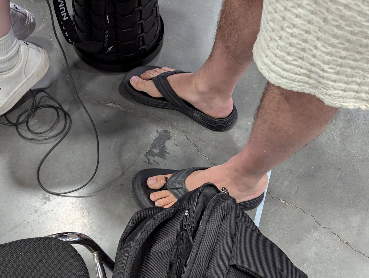 Wiz Off The Leash tweet media