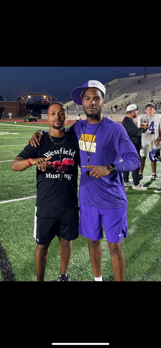 Javante Ellington (@coachellington_) on Twitter photo Just 2 dudes from Lotus Lane who used football as a tool to shape our future. Blessed to go at it tonight against my guy <a href="/KordellRodgers/">Coach Rod</a> ..Keep being great! #Lufkin Just 2 dudes from Lotus Lane who used football as a tool to shape our future. Blessed to go at it tonight against my guy <a href="/KordellRodgers/">Coach Rod</a> ..Keep being great! #Lufkin