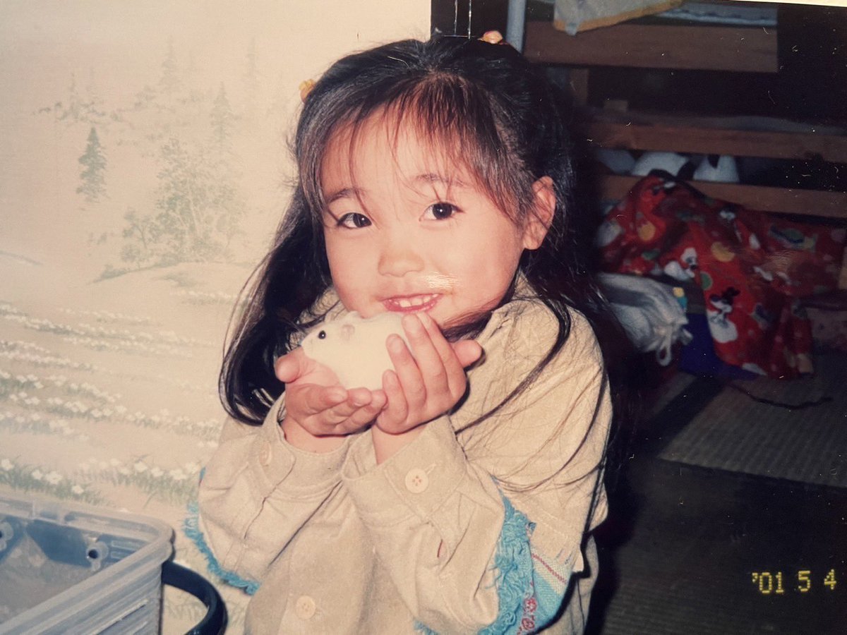 たくさんのお祝いありがとうございます☺︎
20代ラストのお誕生日ですっ。

お誕生日にライブができるって幸せっ

今年もたくさん音楽に溢れた
ライブに溢れた一年になるように頑張ります！

20代ラスト走るぞ！☺︎♡
みんなこれからも仲良くしてねーっ！
#斉藤朱夏生誕祭2025
#斉藤朱夏誕生祭2025