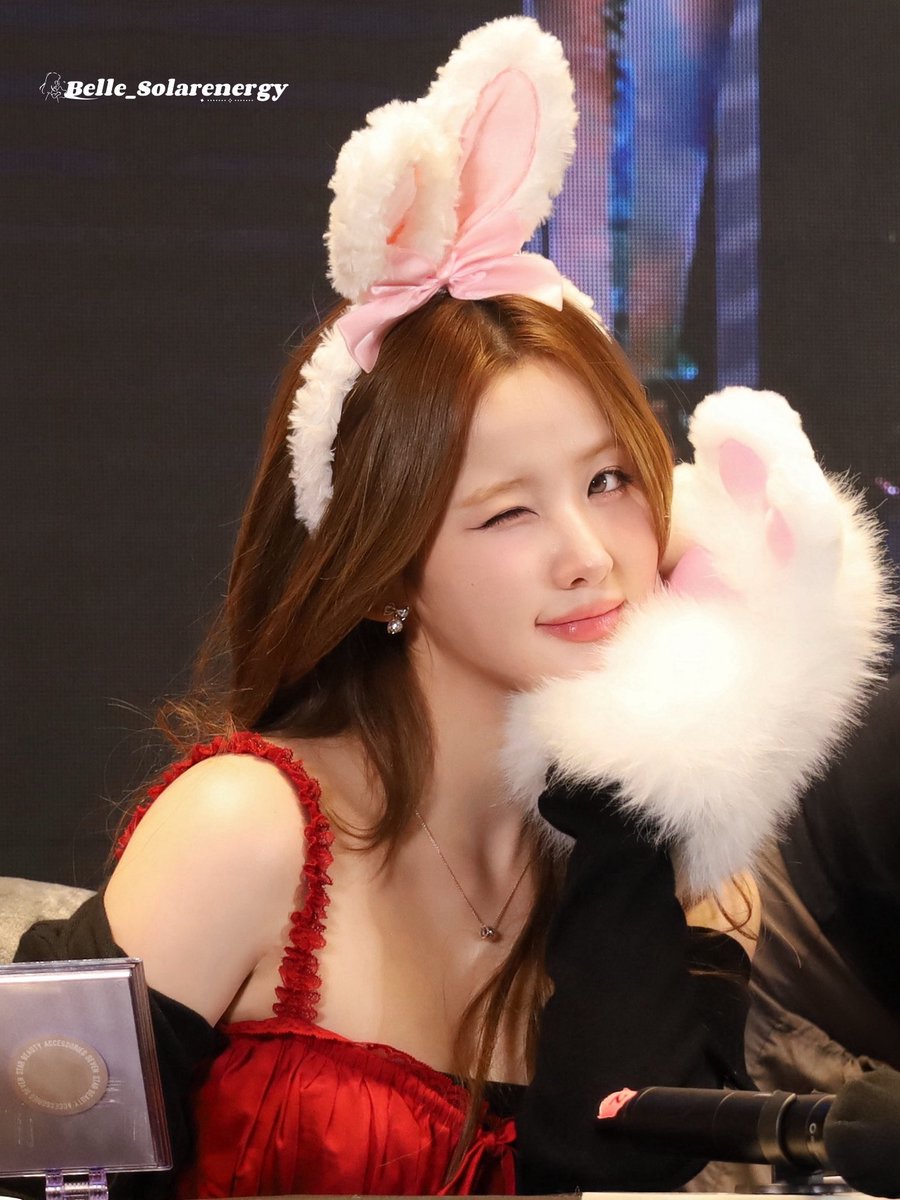 250812 Fan Sign in Shanghai

Wink 😉 

*No reproduction without permission.

#KISSOFLIFE #키스오브라이프 #KIOF  #BELLE #벨

<a href="/KISSOFLIFE_S2/">KISS OF LIFE</a>