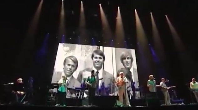 PiedPiperHouse's tweet photo. #OTD 2012年8月16日(木)、ビーチ・ボーイズ50周年記念コンサートが幕張QVCマリンフィールドにて開催されました。@beachboystourjp
#BrianWilson #AlJardine #MikeLove #BruceJohnston #DavidMarks #TheBeachBoys https://t.co/LaagtCzgmx