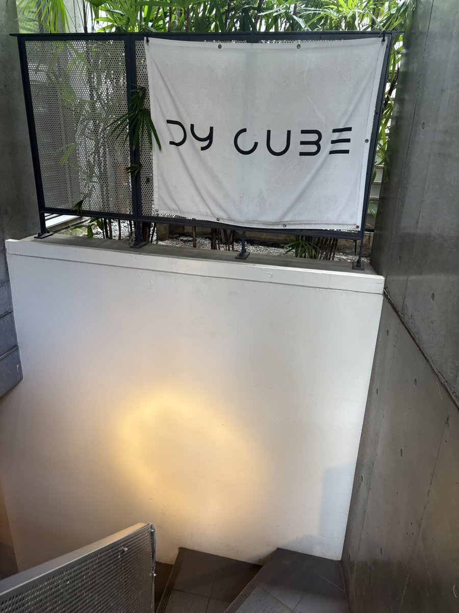 hiroco_hi's tweet image. 下北沢HAKO CUBE CARNIVAL
開幕ですよー！！！

楽しい日にしようね♪

#dycube
#ハコキューブ