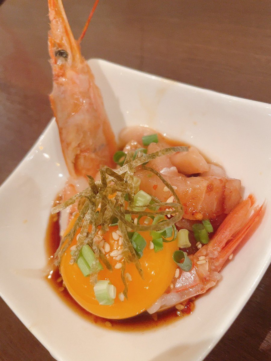 ruuuuna_tan's tweet photo. ちょっと前にプライベートで行った立川のご飯屋さん美味しかった〜🍴✨️
実はスタッフでご飯に行った時にも行ったお店だからリピートでした🔥 https://t.co/IyHd3eWTYe