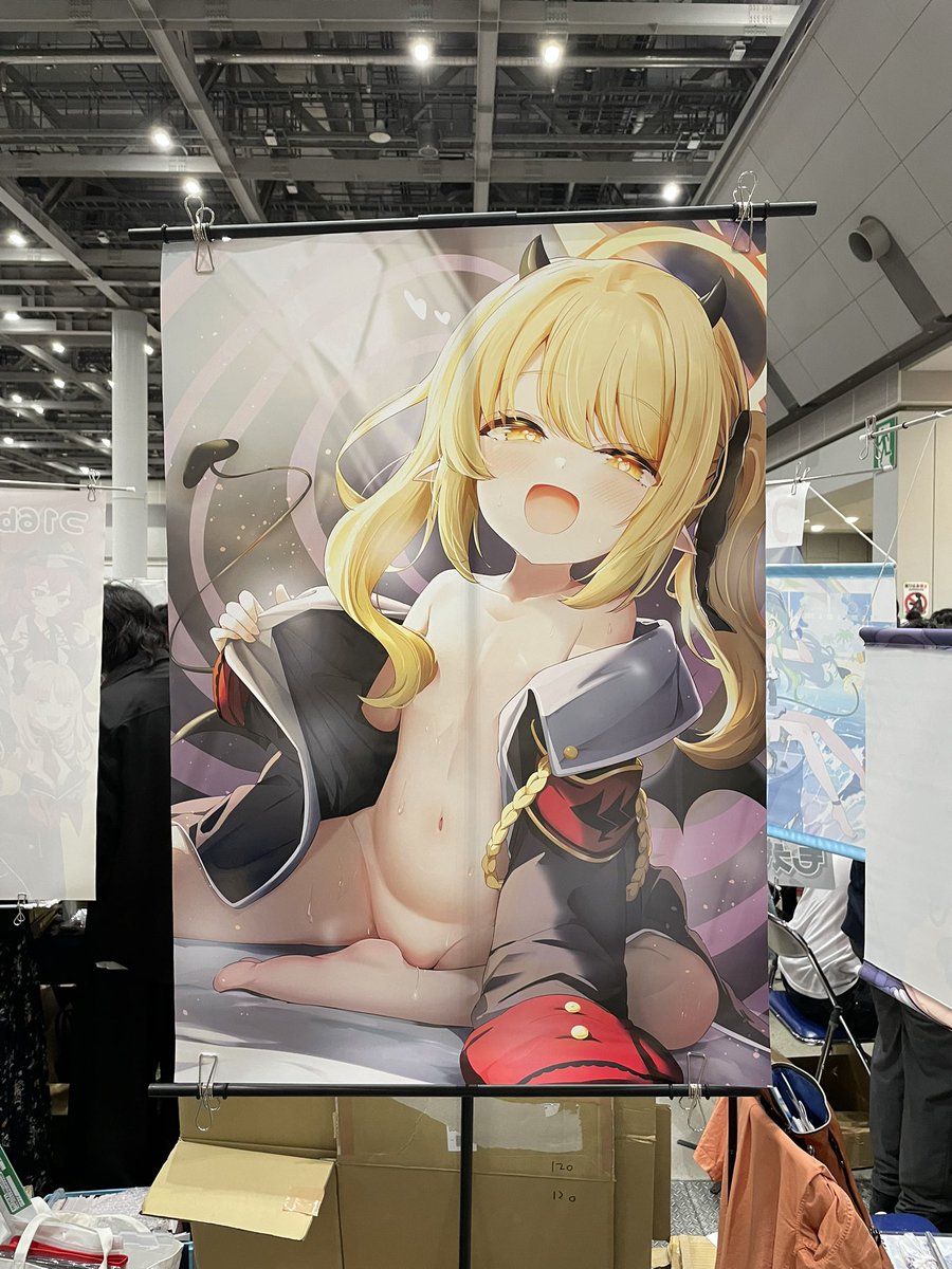 ポスターが欲しい方いましたら、ブースにお越しください！