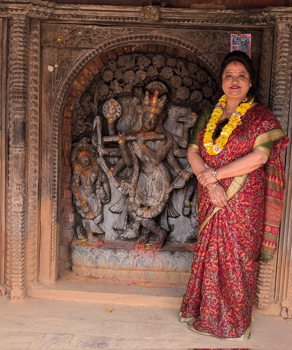 KhadgiHari's tweet photo. श्री कृष्ण जन्माष्टमीको हार्दिक शुभकामना -🙏🌹
     श्री कृष्ण भन्नू हुन्छ !
           "धर्म चाहे जुनसुकै होस , असल मान्छे वन ,
             हिसाब तिम्रो कर्मको हुन्छ, धर्मको होइनन् " https://t.co/qAYejDykdB