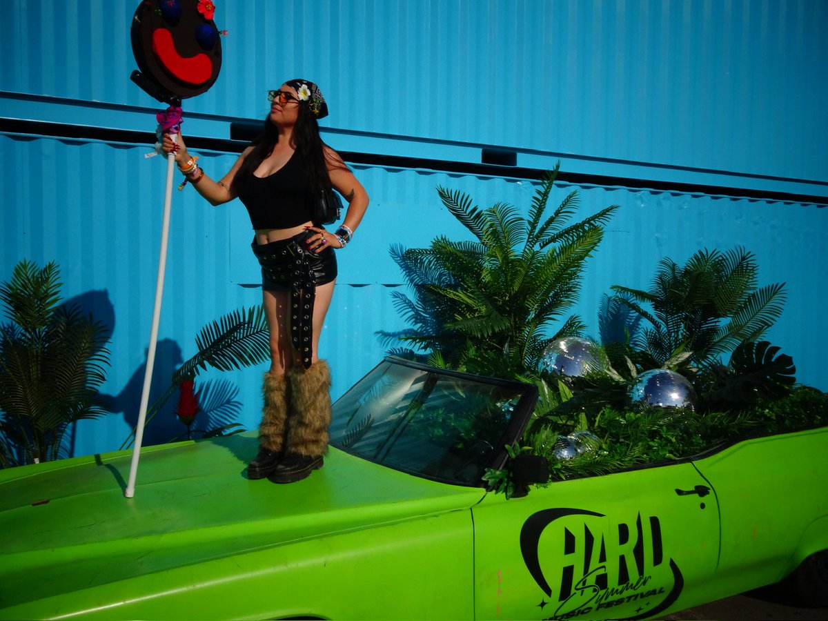 noellmaribel's tweet image. 