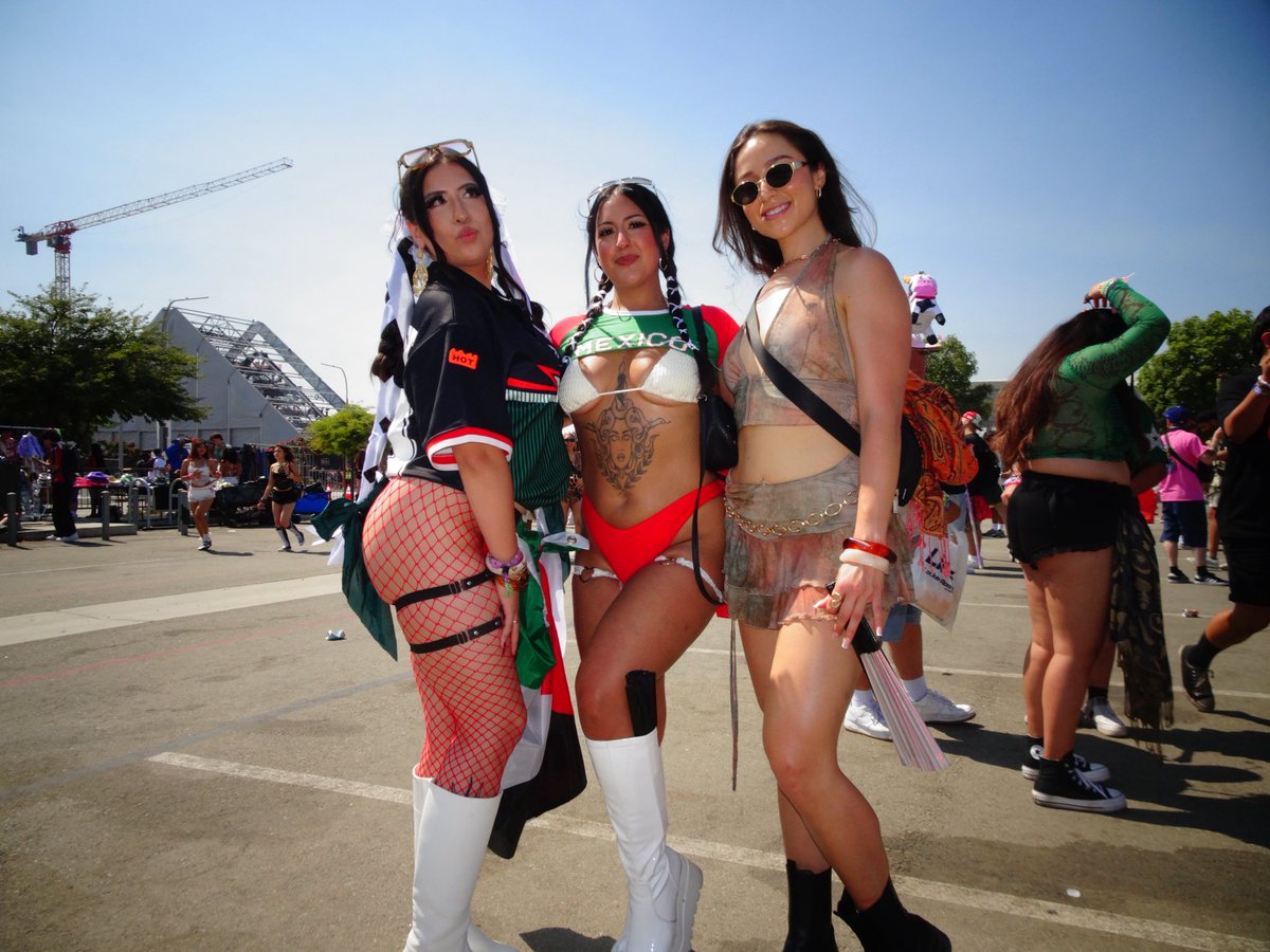 noellmaribel's tweet image. 