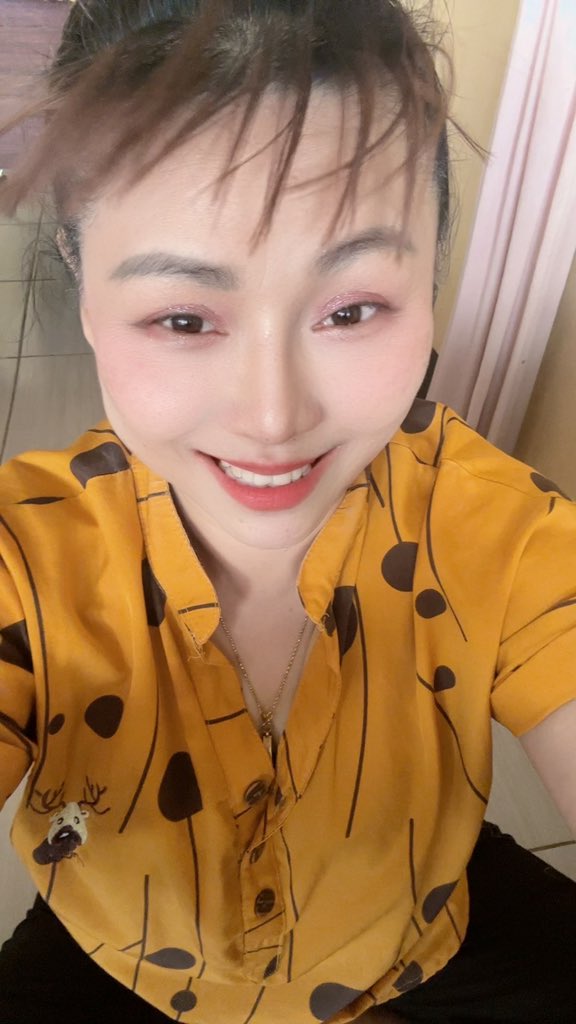 รับนวดนอกสถานที่ ในตัวเมืองมุกดาหาร มีหน้าร้าน นวดเป็น 100%  รับนวดไม่เกิน 23.00 นะค่ะ เน้นโทรน่าา 0849263259 แอดลาย 5566live สนใจทักมาได้เลยจ้า