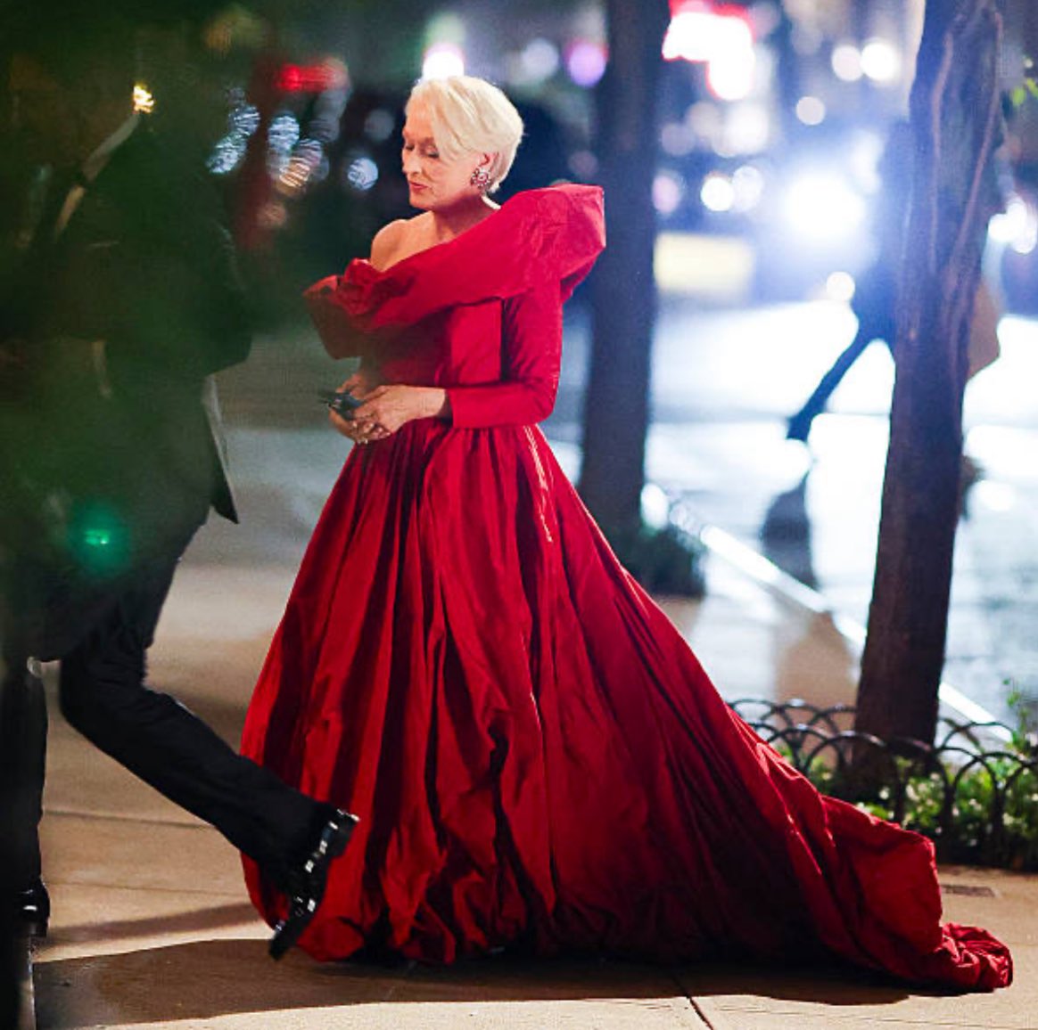 CHANGE IT, THIS IS SO NOOOTT T&amp;M!MIRANDA. WE ONLY ACCEPT T&amp;M CANON HERE