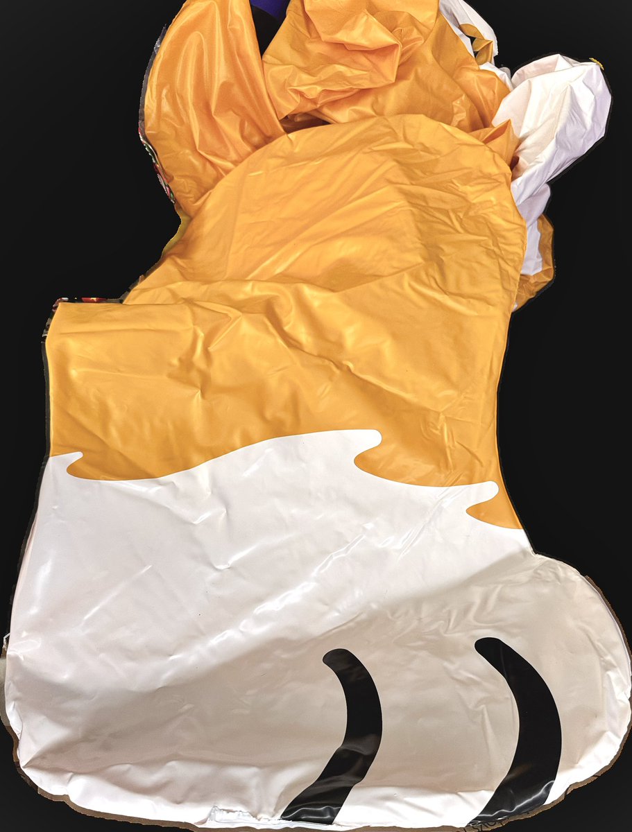 YiffAndDestroy's tweet photo. I like to crop my cheap toys to make them feel better.  Fold a section in on itself.  Run the HH66 brush between the new crease.  Once dry, lightly inflate and lay 2 layers of HH66 along the new crease.  No cutting required!  Give bloated toys a tummy tuck or lower the legs. https://t.co/Nt7mmDdwnc