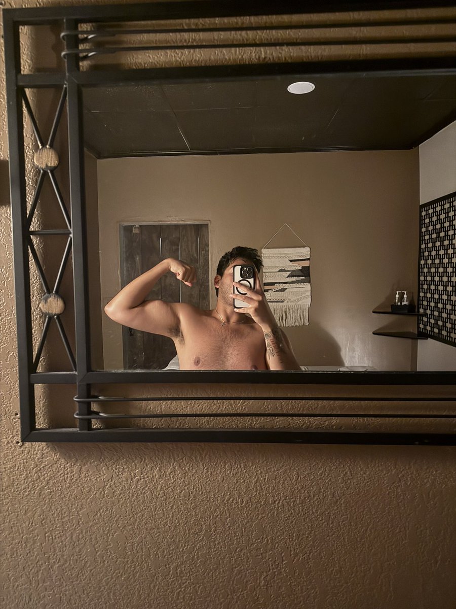 chinox (@alejand33698857) on Twitter photo 