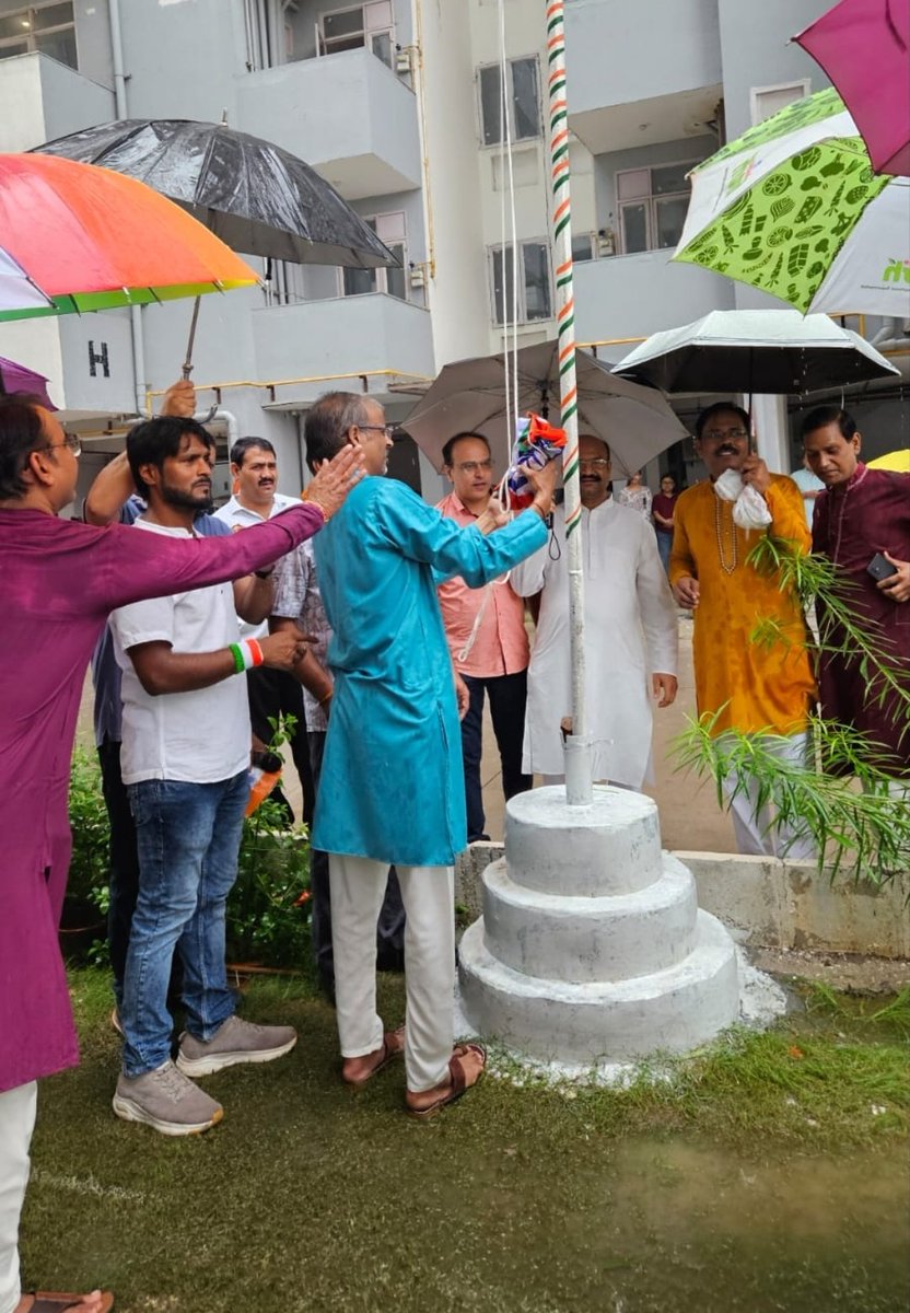 shreewelfare45's tweet photo. भाई पार्षद "लिखी चपराना जी" की उपस्थिति में सर्वोमे परिवार द्वारा सेक्टर 45, फ़रीदाबाद में स्वतंत्रता दिवस कार्यक्रम सम्पन्न हुआ। https://t.co/dEu5stiB1g