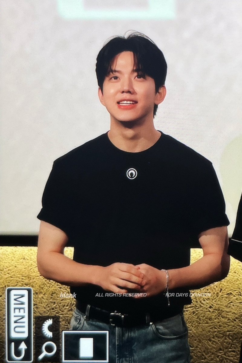 d_ddablank's tweet photo. 250816 #데이식스 #DAY6 #도운 #DOWOON https://t.co/NxgUu19AxD