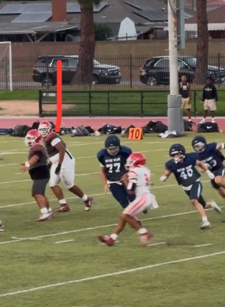 LukeJSpalla's tweet photo. Scrimmage game https://t.co/4zA0AkTcJP