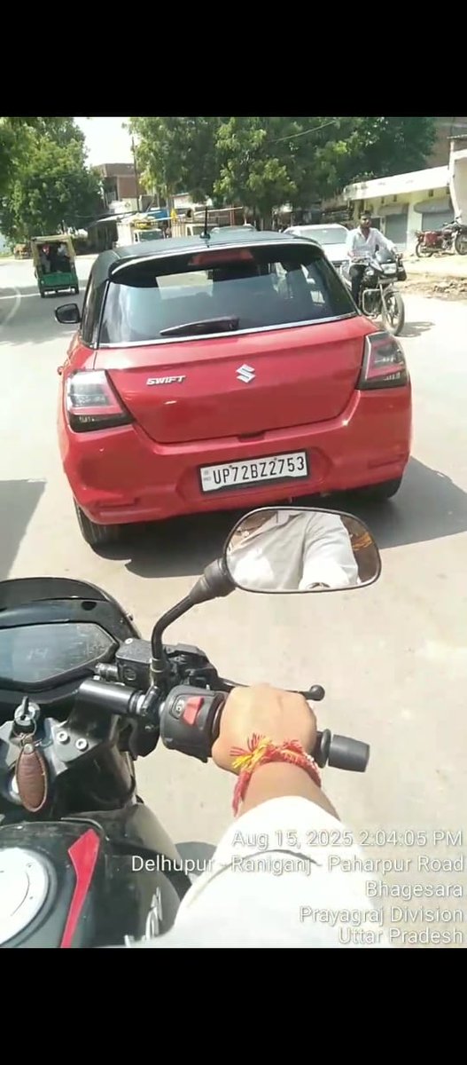FollowMVAct1988's tweet image. UP72 BZ 2753
02:04pm
15/08/2025
Location-Bhagesara, Prayagraj Divison,UP
#Driver SeetBelt-❌MVA 1988 u/s194B रु 1000
नागरिकों एवं स्वयं की जीवन सुरक्षा हेतु यातायात के नियमों का पालन सुनिश्चित कराने हेतु सक्षम अधिकारी सज्ञानं लें
@uptrafficpolice @dgpup 
@Uppolice @pratapgarhpol