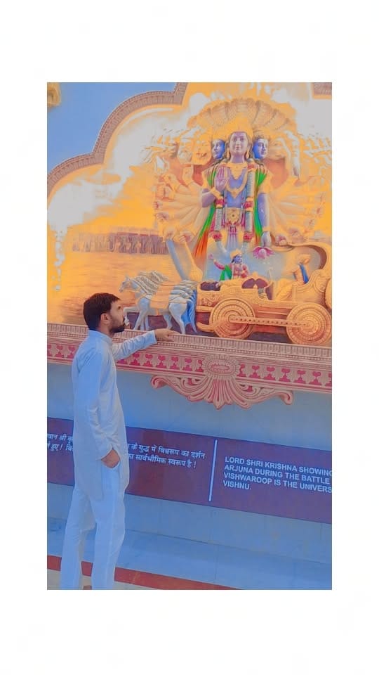 तुम्हारे हृदय में अगर युद्ध है तो 
          हमारे हिस्से में कृष्ण भी आएंगे ❤️

#ᴊSᴋ_🦋⃟⃝⃟🇰rishna 🙏
#कृष्णजन्माष्टमी🦚