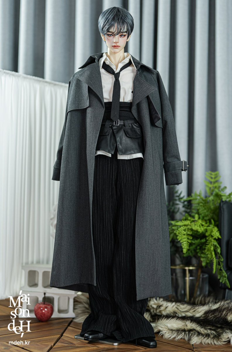 Wave pants 웨이브 팬츠
m.blog.naver.com/mdeh8_8/223971…

Black 블랙 
70, 75

Maison de H