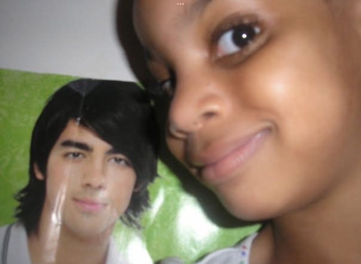 i went to see the jonas brothers but really little me got to see them and scream every single word to lovebug with my mom who played the music video for me over and over despite probably being so tired of it🩵